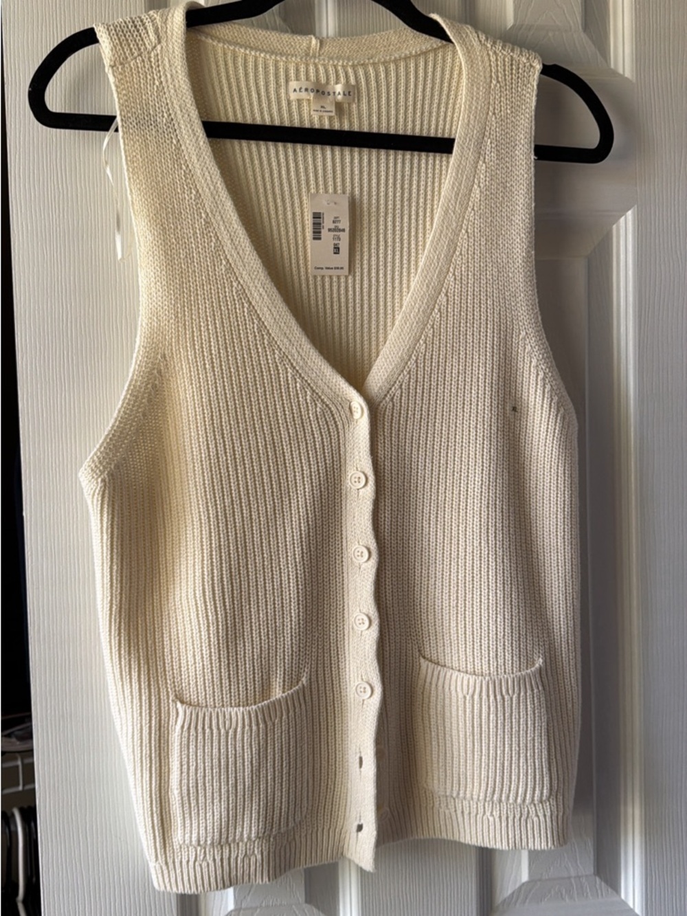 Aeropostale Cream Ribbed Button-Front Sweater Vest
